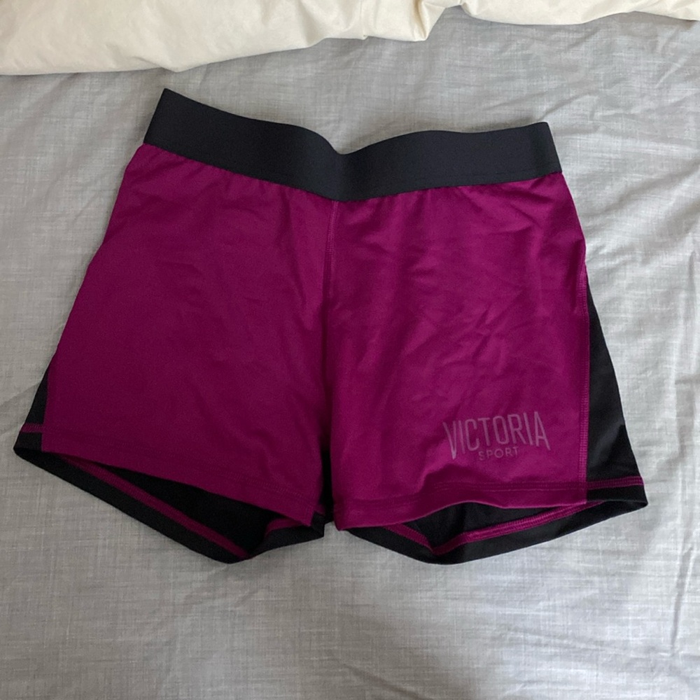 Victoria sport spandex